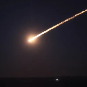Bright meteor fireball streaking over Augusta, Georgia