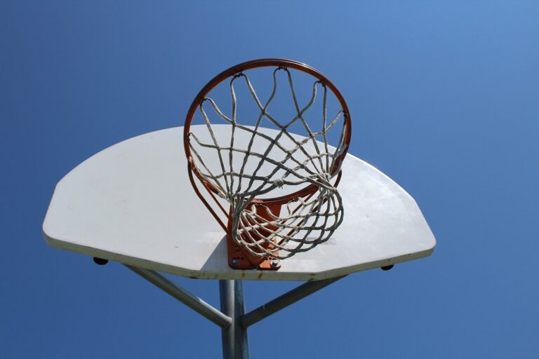 WNBA Finals Tip With Dream Facing Golden State